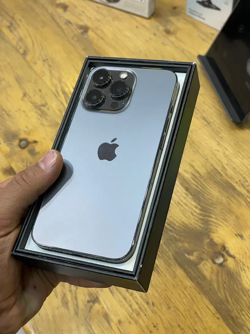 13pro 256/Zaa پک اصلی مشکی|موبایل|یزد, |دیوار