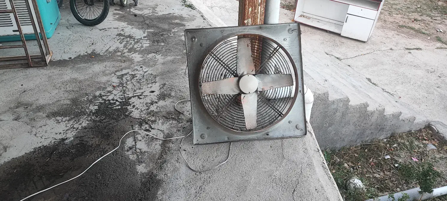 فن تحویه هوا بزرگ برای نانوای سنگکی وغیره|پنکه و تصفیه‌کنندهٔ هوا|مراغه, |دیوار