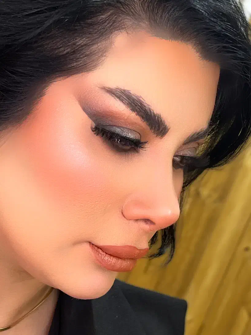 خدمات VIP سالن زیبایی  میکاپ عروس و مراسم|خدمات آرایشگری و زیبایی|شهرکرد, |دیوار