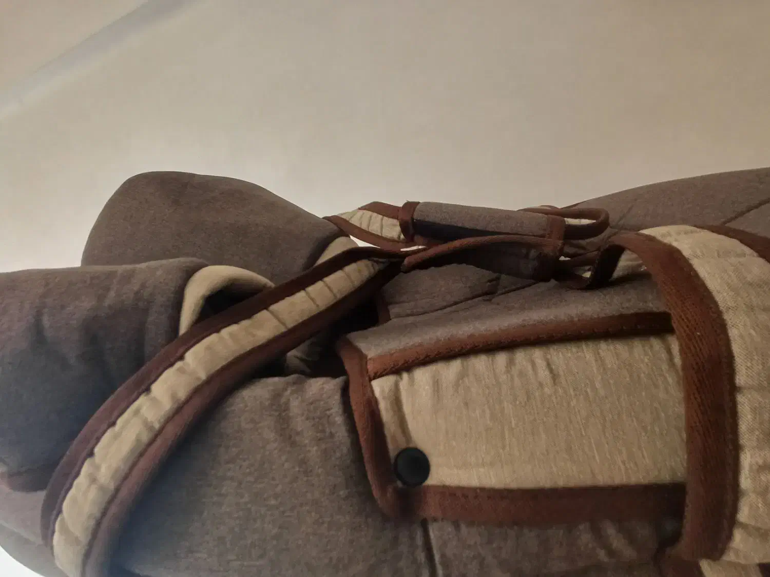 سیسمونی|کالسکه و لوازم جانبی|صدرا-فارس, فاز ۱|دیوار