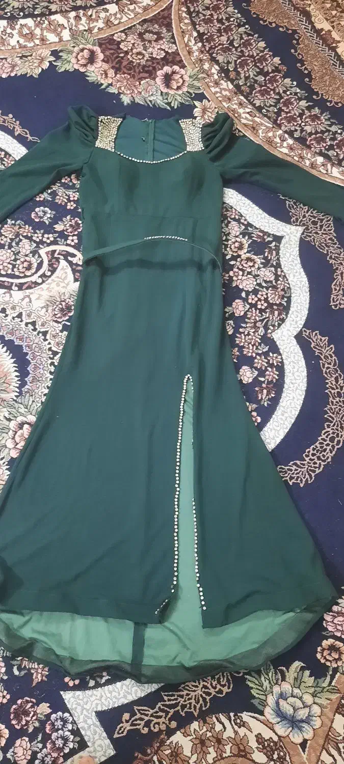 لباس مجلسی|لباس|بروجرد, |دیوار