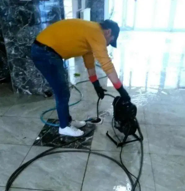 لوله بازکنی برقی اکبری|خدمات پیشه و مهارت|خوی, |دیوار