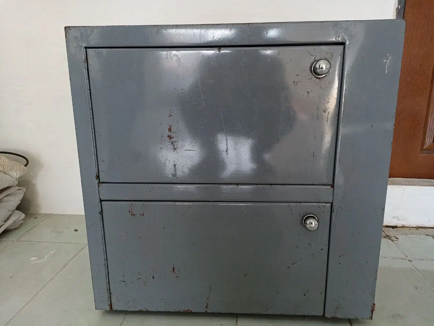 کابینت فلزی|بوفه، ویترین، کنسول|سهند, |دیوار