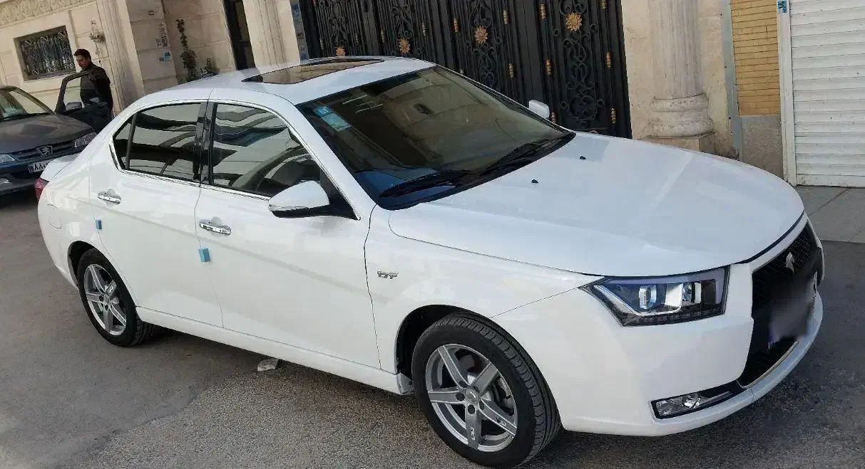 دنا پلاس توربو اتومات ۱۴۰۲|خودرو سواری و وانت|همدان, |دیوار