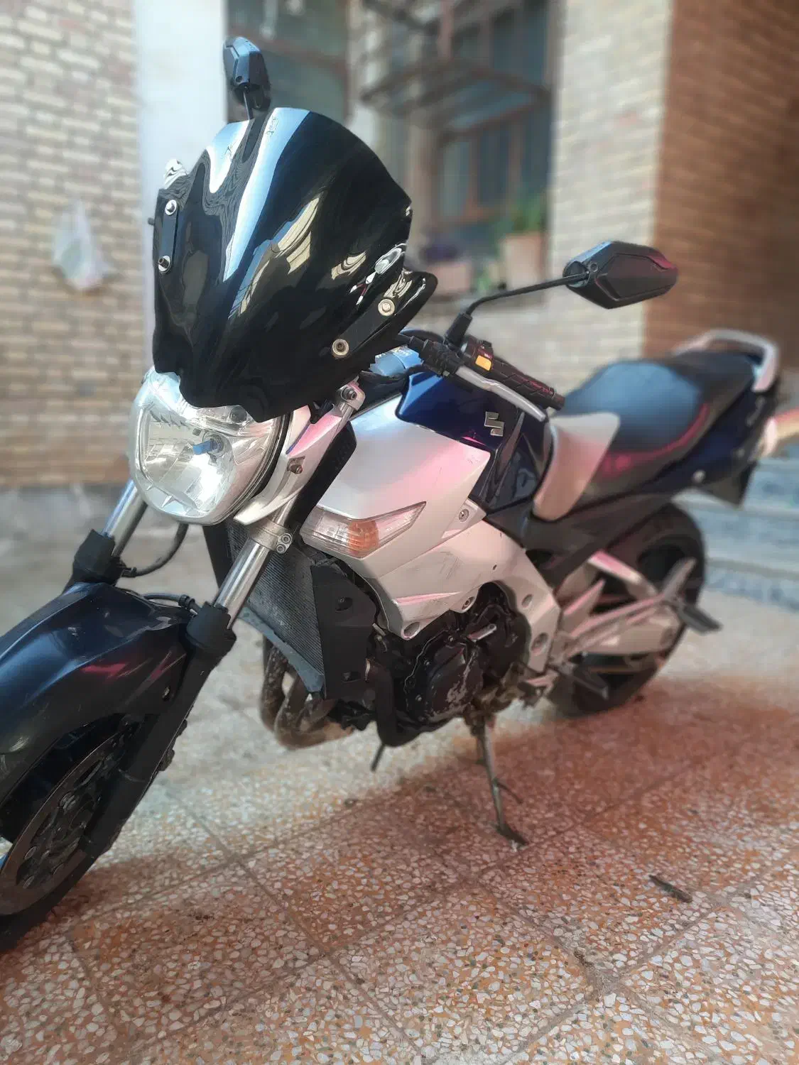 بکینگ ۲۰۱۱|موتورسیکلت|بهبهان, |دیوار