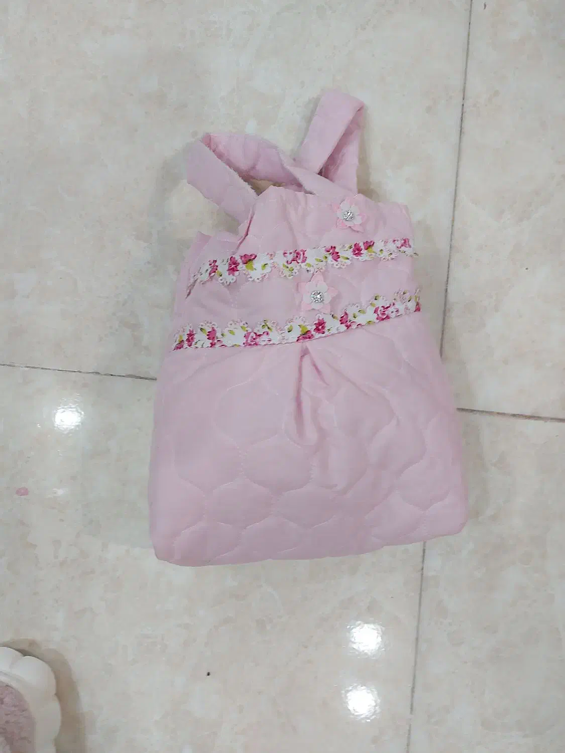 سجاده و چادر نماز|لباس|ایلام, |دیوار