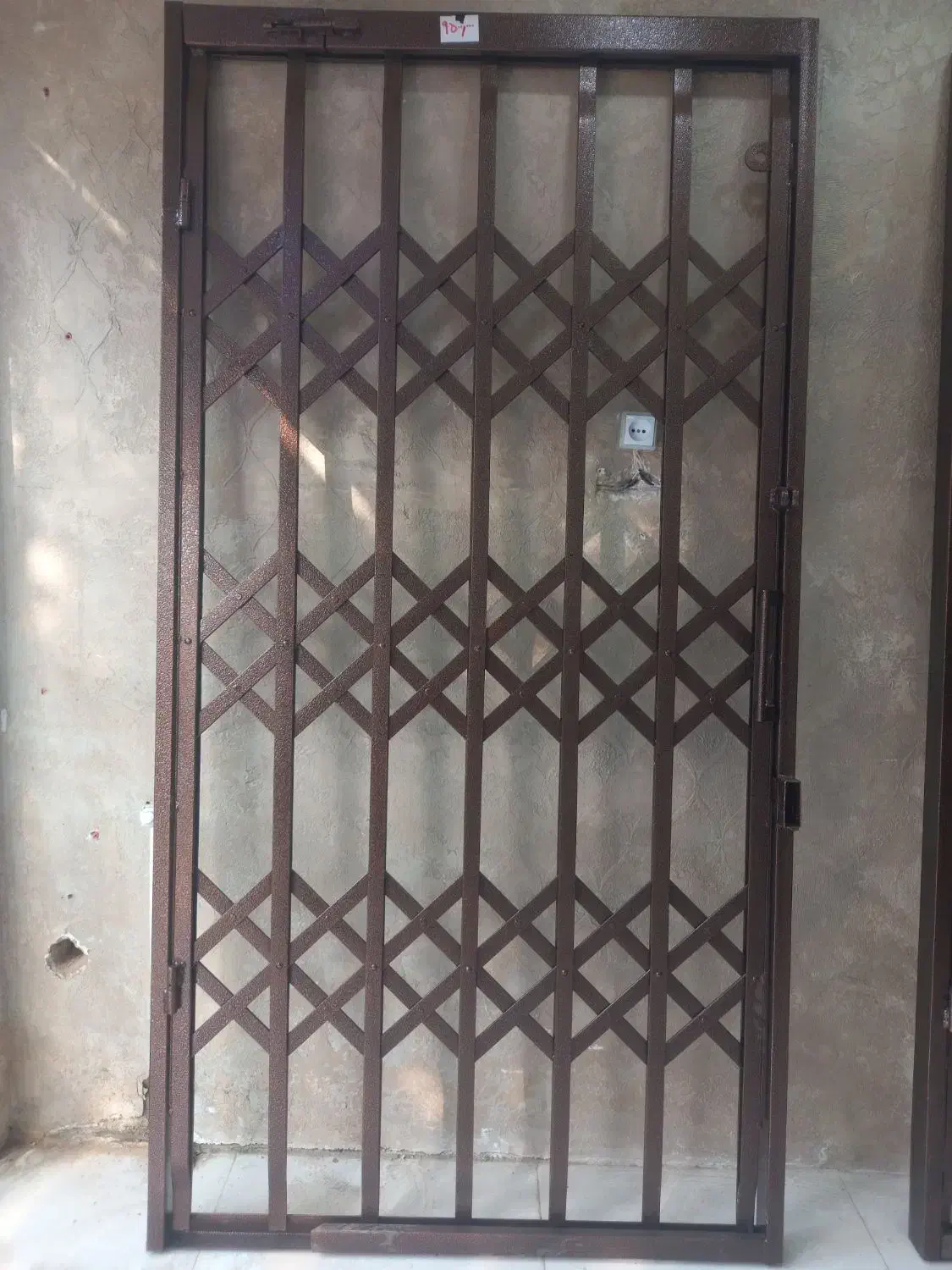 درب آکاردئونی|مصالح و تجهیزات ساختمان|اسلام‌شهر, شهرک انبیا|دیوار