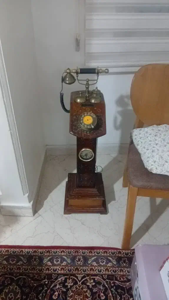 تلفن و بشقاب قدیمی|کلکسیون اشیاء عتیقه|تهران, صادقیه|دیوار