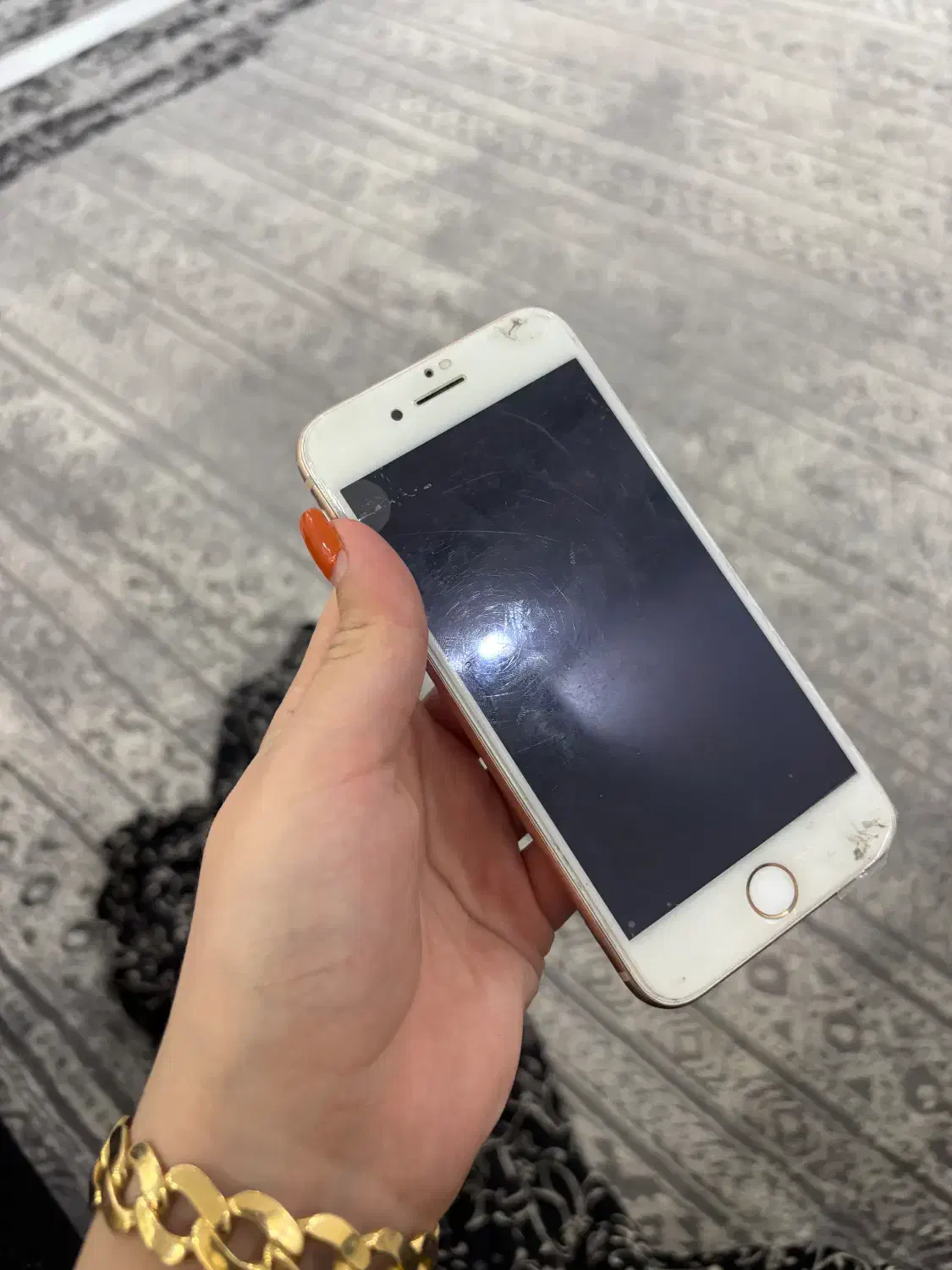 گوشی ایفون 8|موبایل|قم, زاویه|دیوار