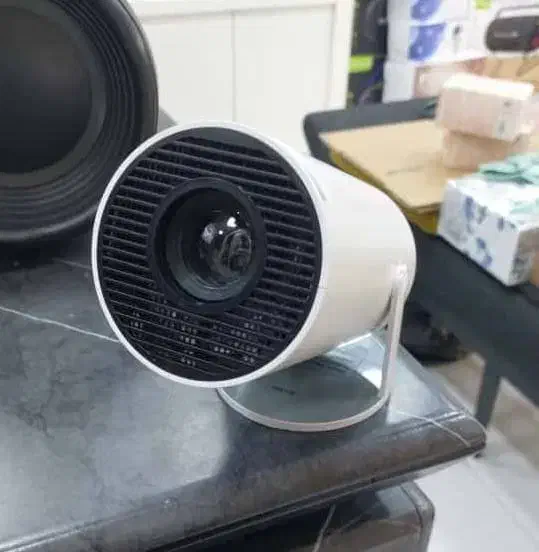 فروش پرژکتورHY300 با تخفیف ویژه|تلویزیون و پروژکتور|تهران, گاندی|دیوار