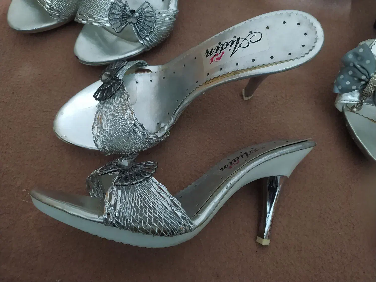 صندل نقره ای زنانه|کیف، کفش، کمربند|خرم‌آباد, |دیوار