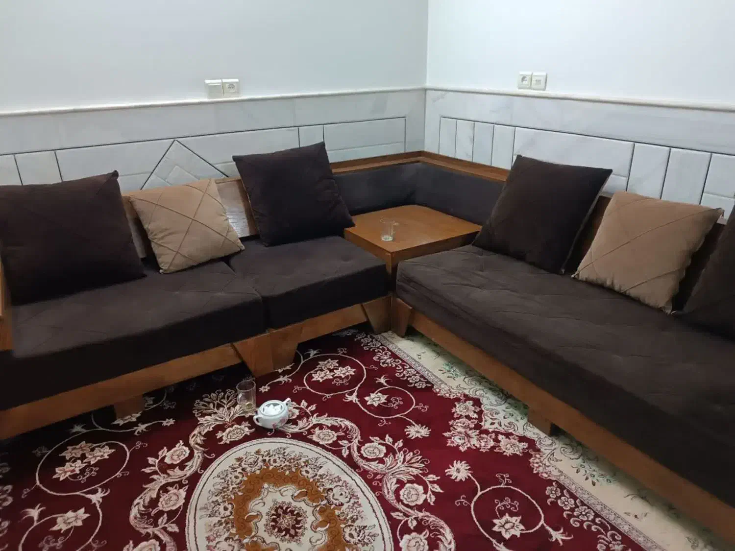 تعمیرات تخصصی مبل|مبلمان خانگی و میز عسلی|قم, قلعه کامکار|دیوار