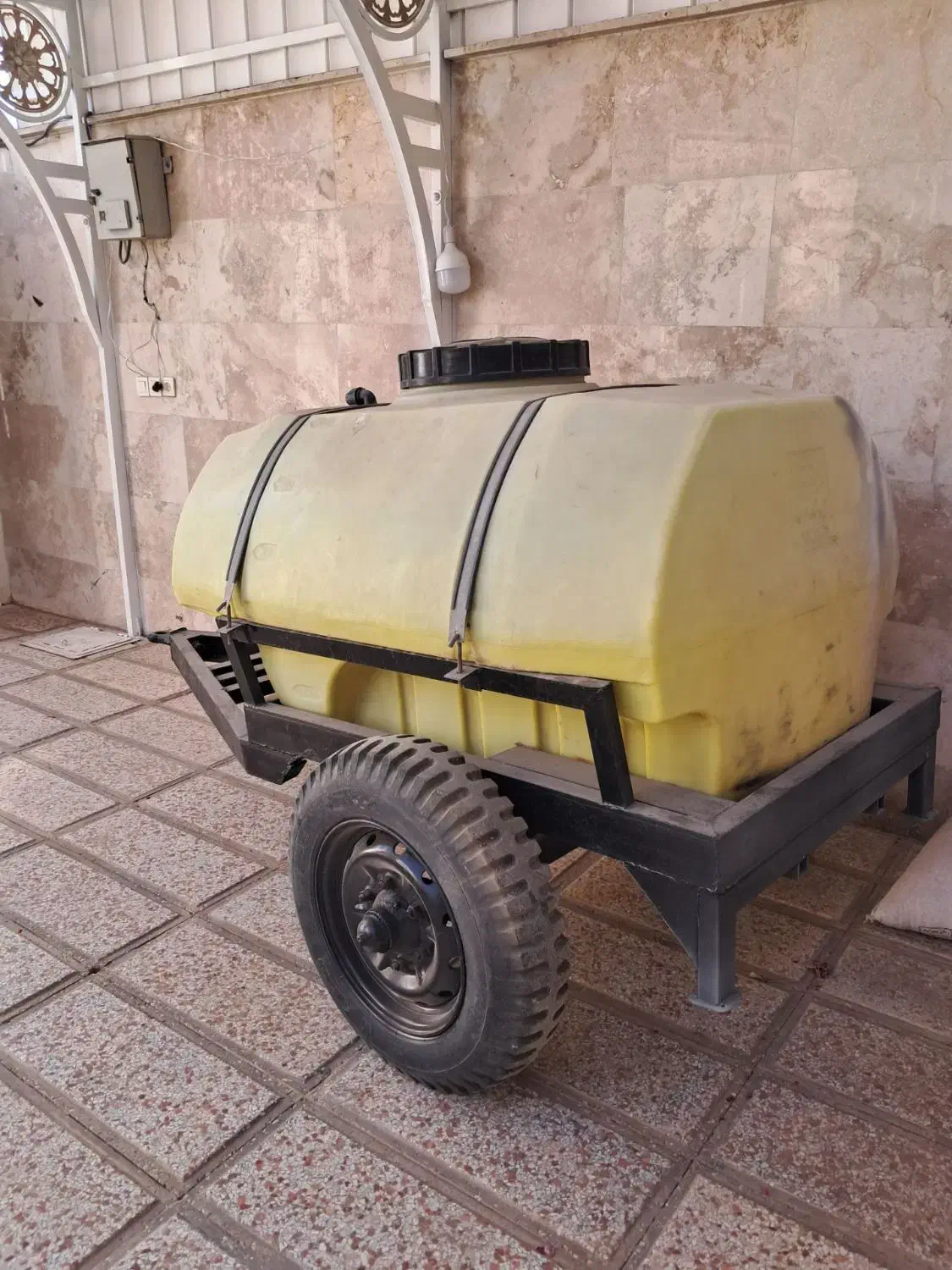 تانکر آب هزارلیتری|ماشینآلات صنعتی|ماهنشان, |دیوار