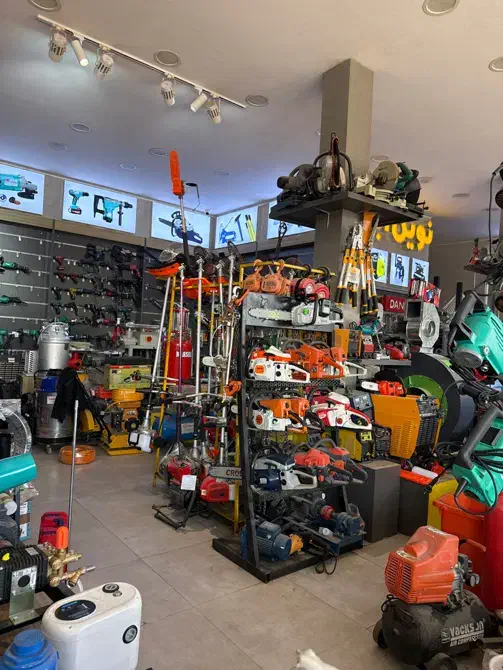 استخدام نیرو آقا ابزار فروشی|استخدام صنعتی، فنی، مهندسی|بهبهان, |دیوار