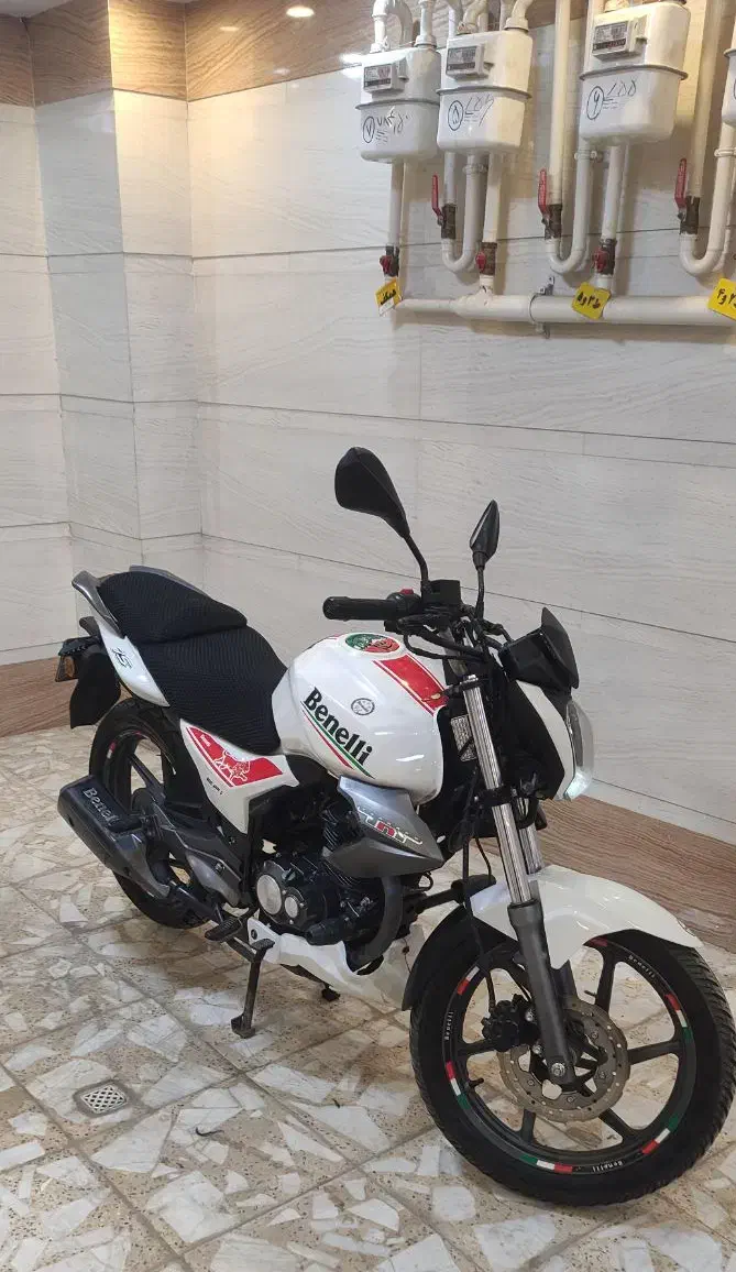 بنلی ۱۵۰ اصیل|موتورسیکلت|رشت, فرزانه|دیوار