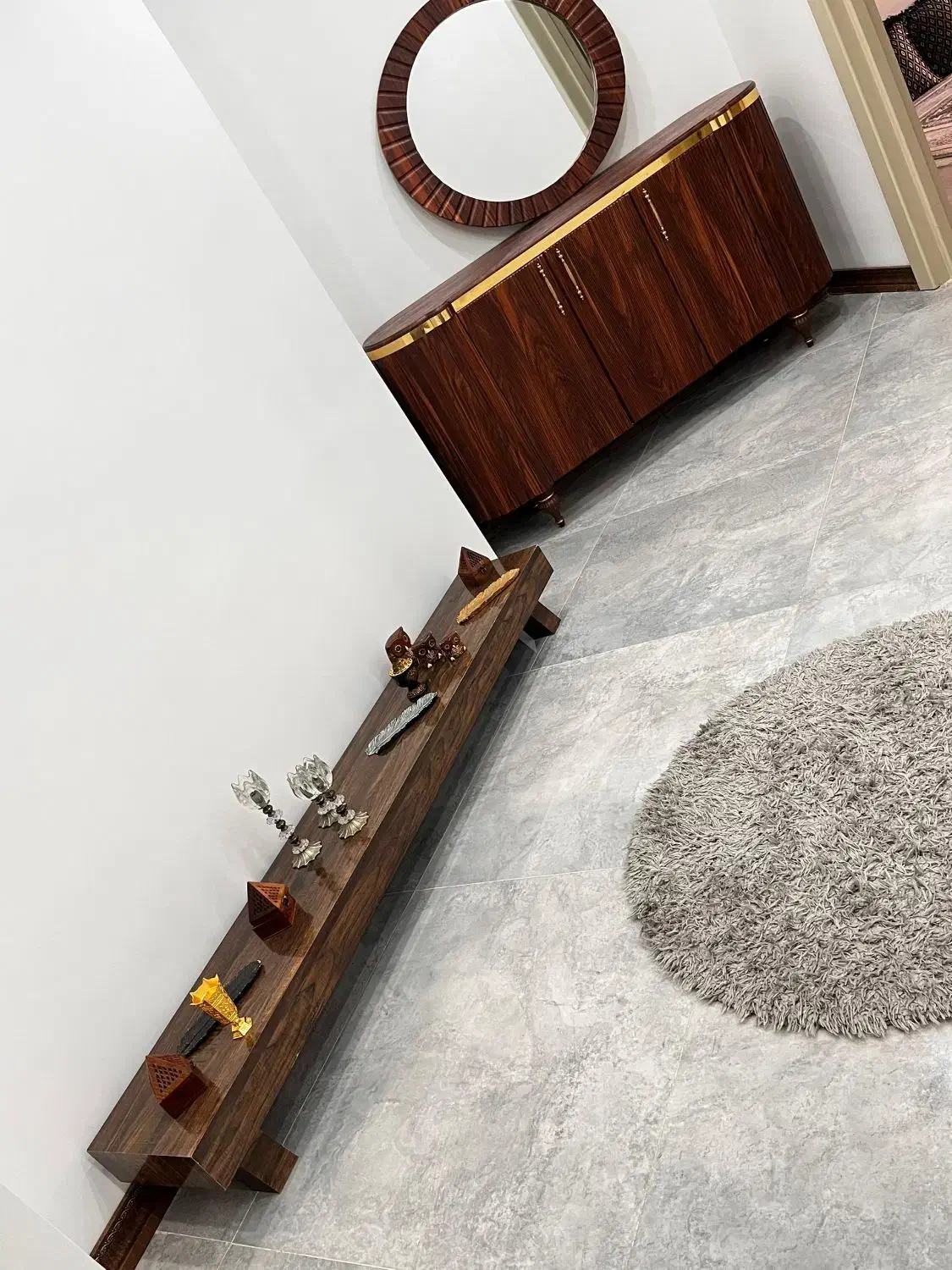 میز تلویزیون یا دکوراسیون|میز تلویزیون|بندرعباس, |دیوار