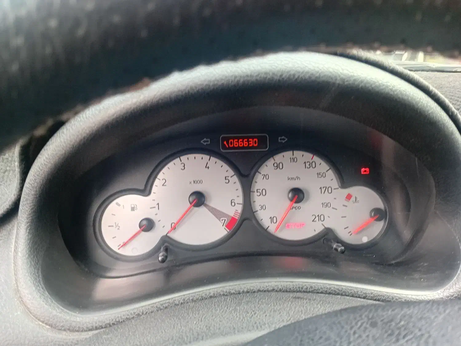 ۲۰۶تیپ ۳|خودرو سواری و وانت|سیرجان, |دیوار