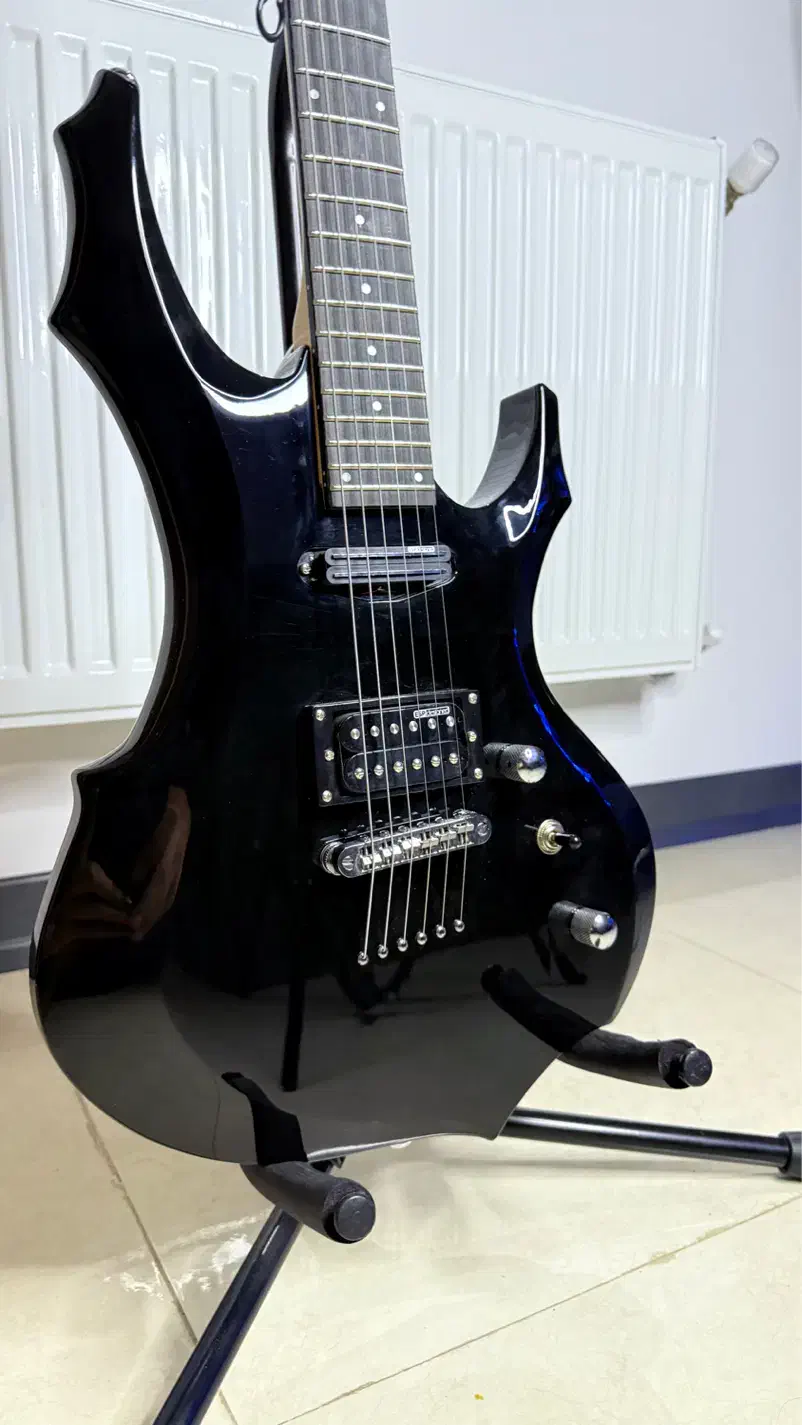 گیتار الکتریک ESP LTD-F10|گیتار، بیس، امپلیفایر|شیراز, شهرک مفتح|دیوار