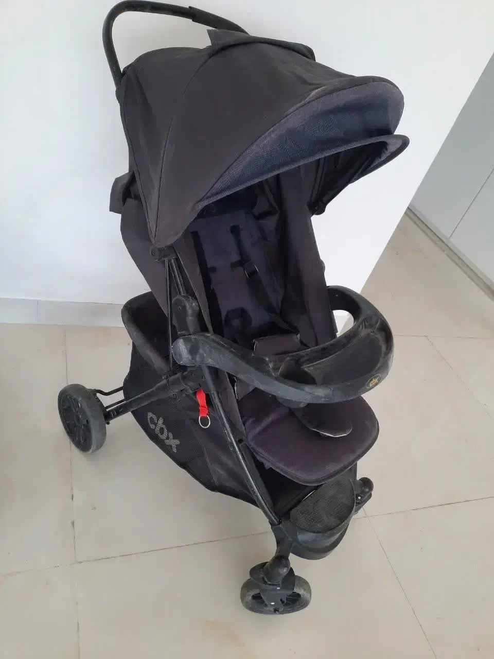 کالسکه تاشو|کالسکه و لوازم جانبی|هشتگرد, فاز ۳ مهستان|دیوار