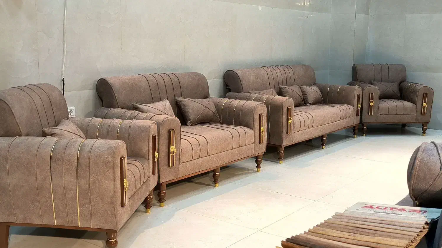 مبلمان زیبا و اسپرت مارال مبل با کمترین قیمت|مبلمان خانگی و میز عسلی|رشت, منظریه|دیوار