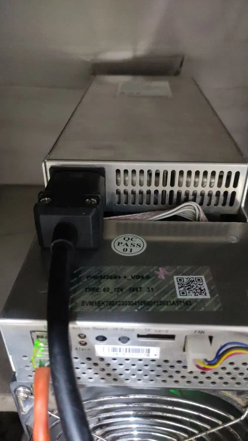 فروش‌وخریدwhatsminer  واتس ماینر m30 m50|قطعات و لوازم جانبی رایانه|اصفهان, لنبان|دیوار