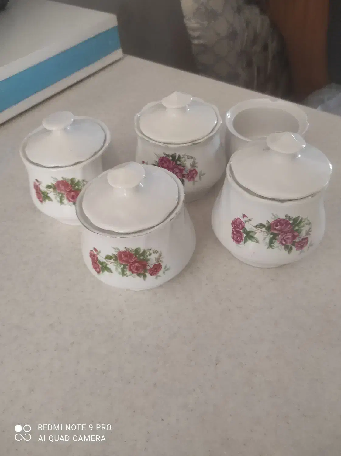 قندان گل سرخ|ظروف سرو و پذیرایی|تهران, شهرک فردوس (حسینی)|دیوار