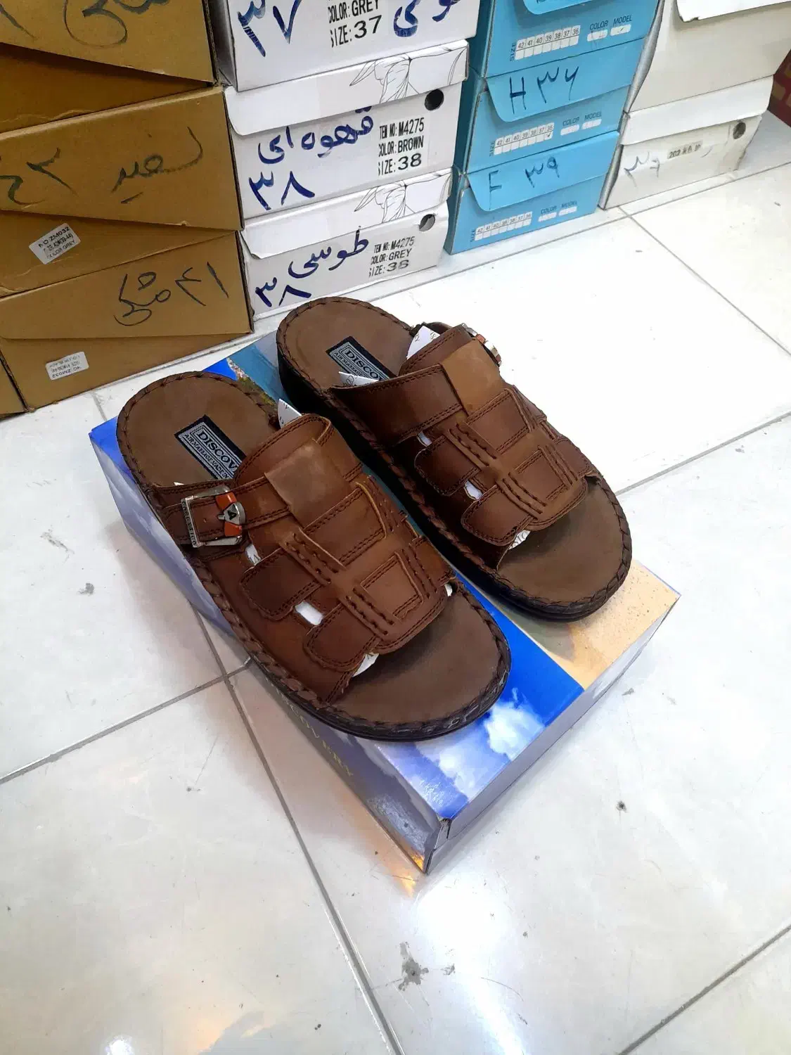 دمپایی دیسکاوری چرم طبیعی|کیف، کفش، کمربند|بندر گناوه, |دیوار