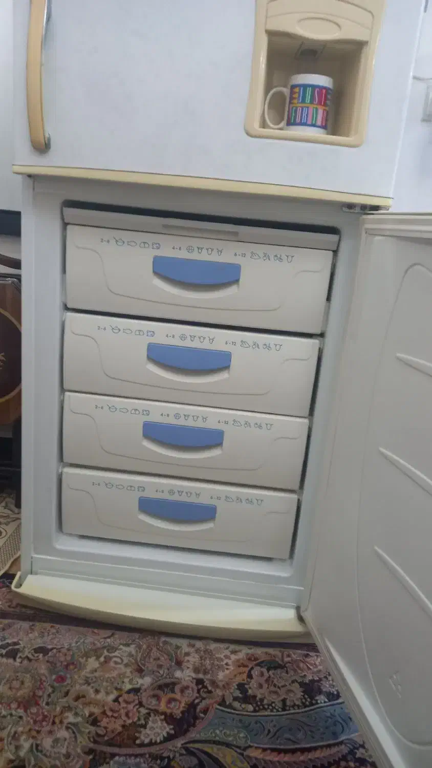 یخچال فریز کم کار کرده سالم درحد نو|یخچال و فریزر|رشت, دیلمان|دیوار