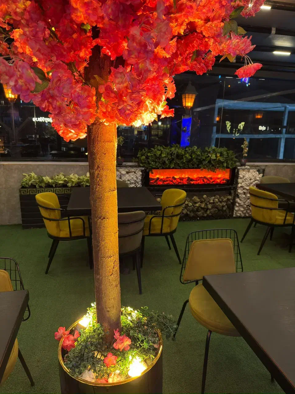 واگذاری کافه ورستوران وفسد فود|اجارهٔ مغازه و غرفه|لاهیجان, گلستان|دیوار