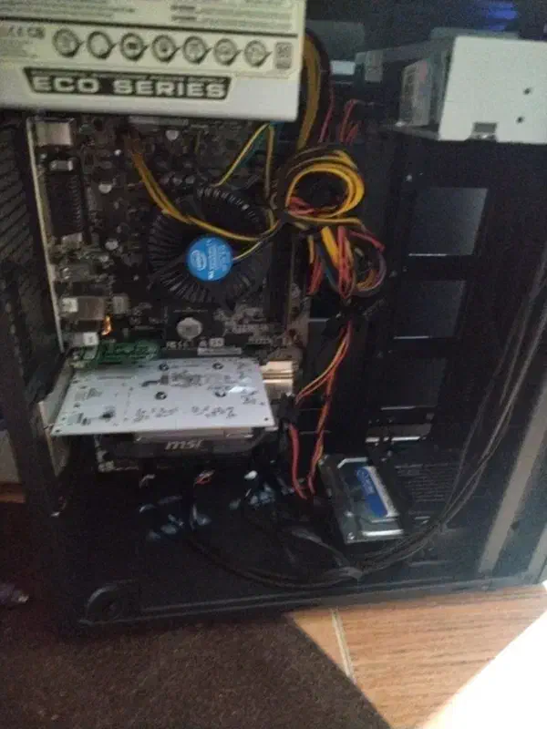 فروش کیس|رایانه رومیزی|شیراز, شاه قلی بیگی|دیوار