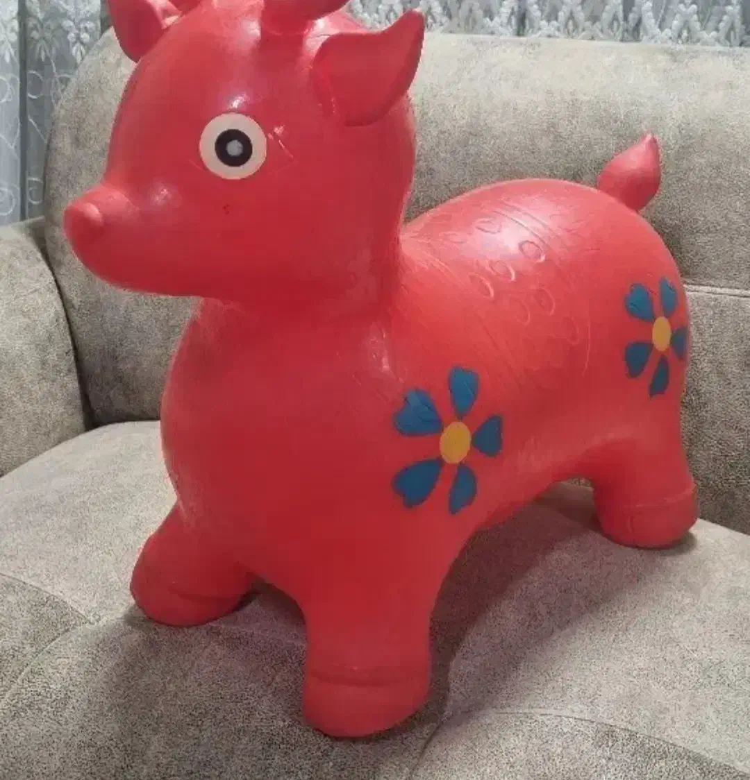 اسباب بازی|اسباب‌بازی بچه|مشهد, کلاته برفی|دیوار