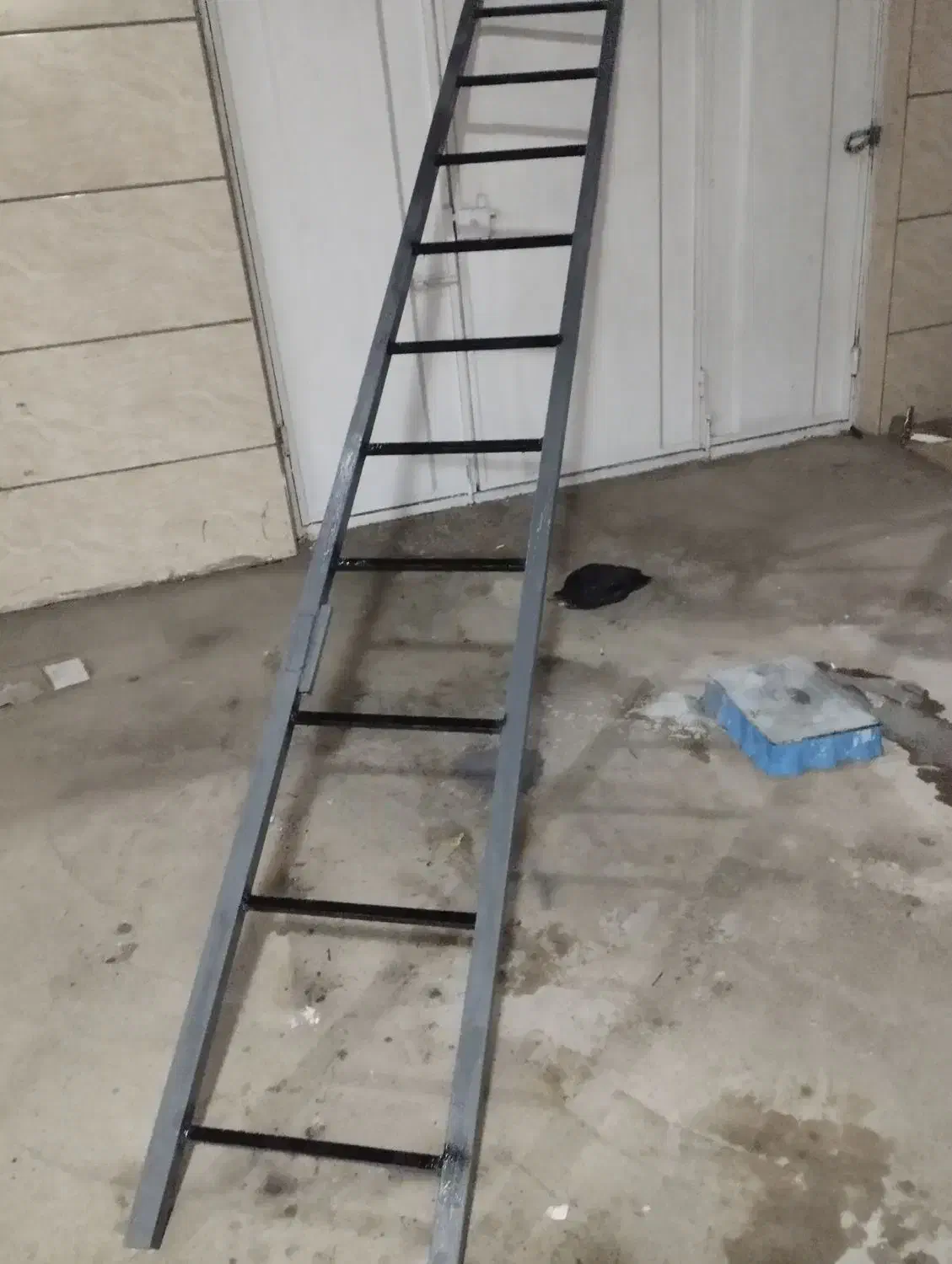 نردبان|ابزارآلات|ساوه, |دیوار