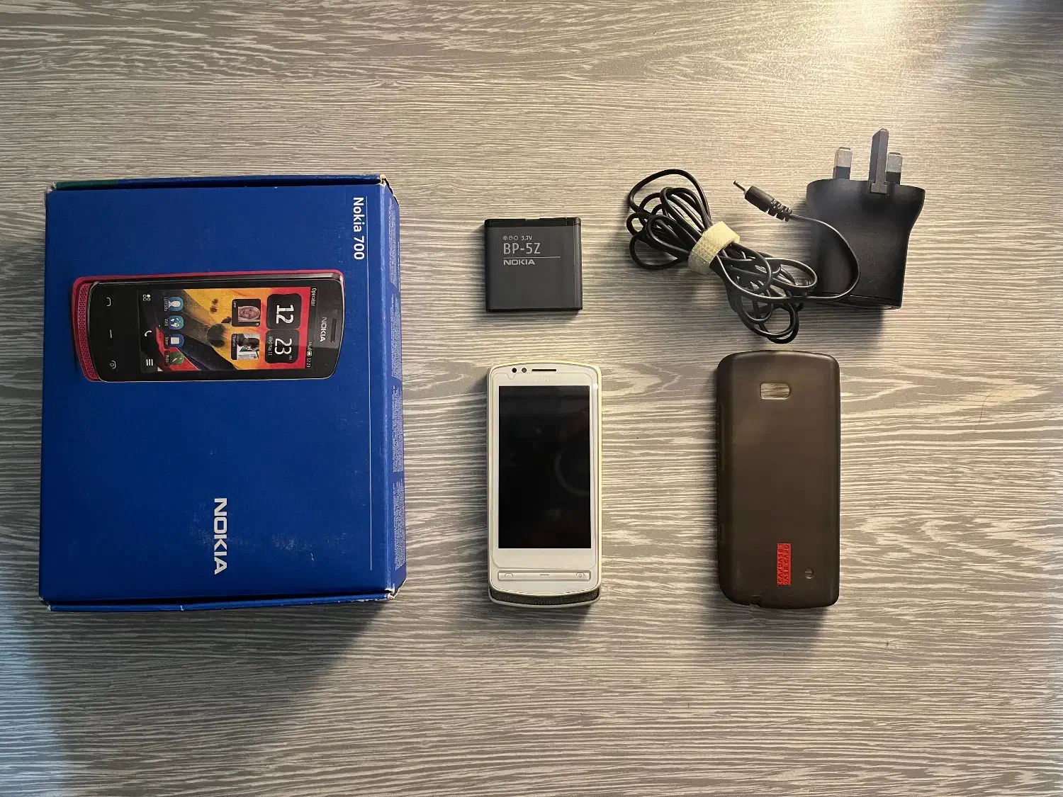 نوکیا 700|موبایل|مشهد, فردوسی|دیوار