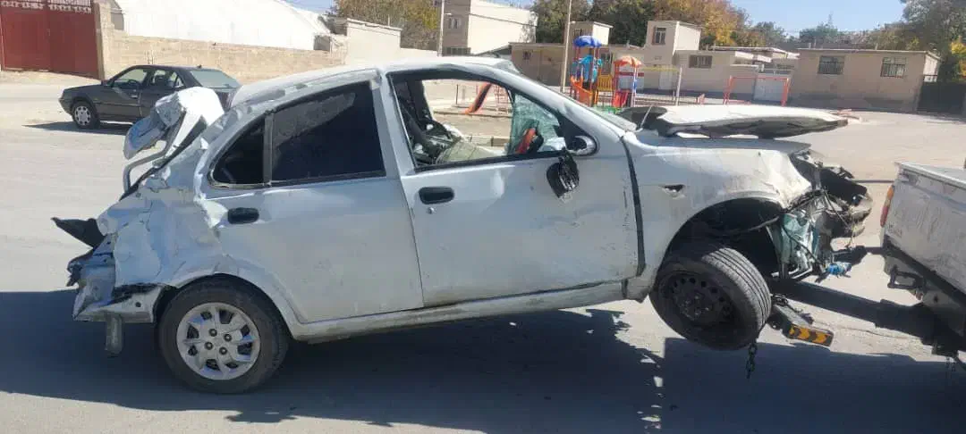 ساینا ۹۹ تصاد ف کرده|خودرو سواری و وانت|اصفهان, نقش جهان|دیوار