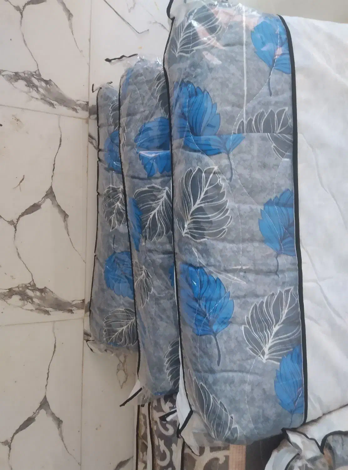 تشک مهمان|رختخواب، بالش، پتو|ارومیه, |دیوار