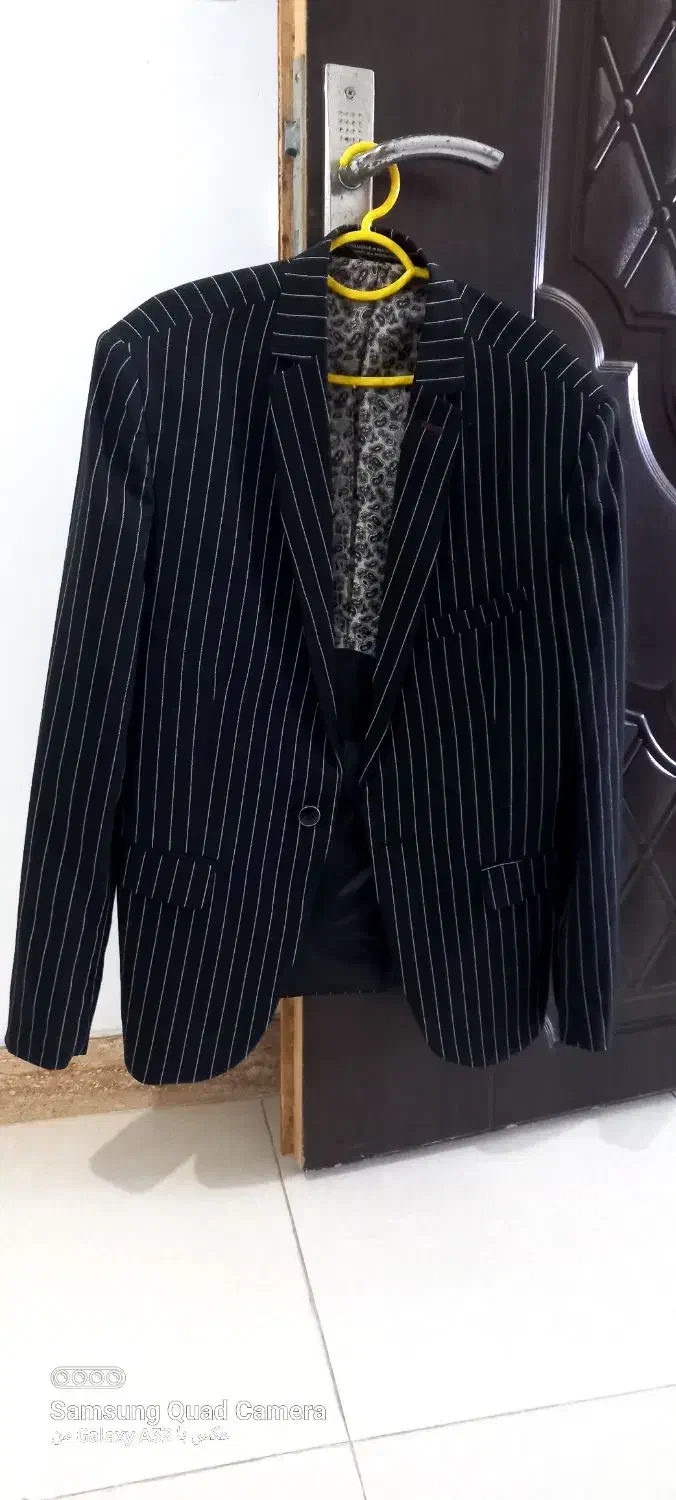 تک کت و پالتو|لباس|رشت, حافظ آباد|دیوار