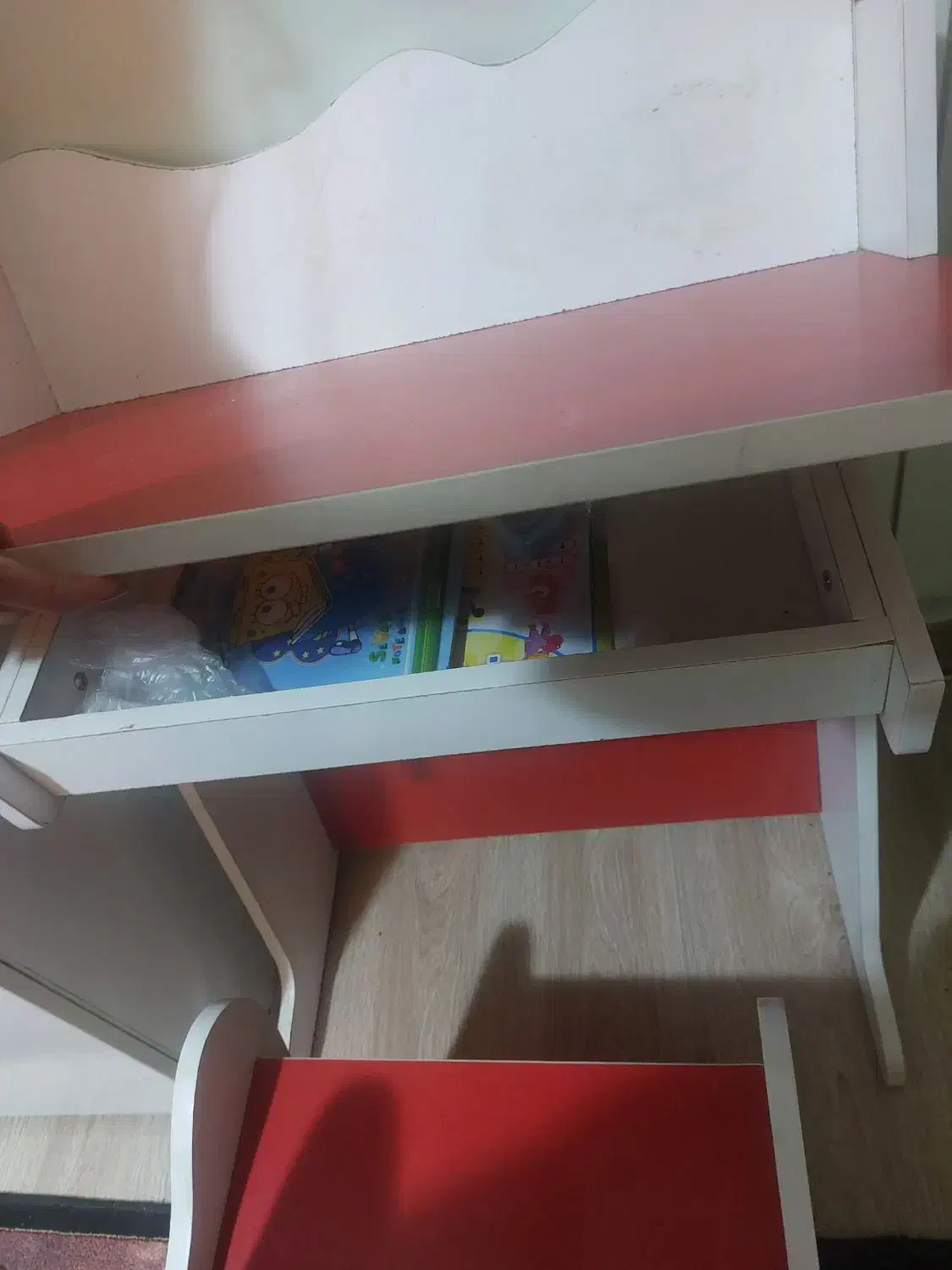 میزتحریر|میز تحریر و کامپیوتر|کرج, آق تپه|دیوار