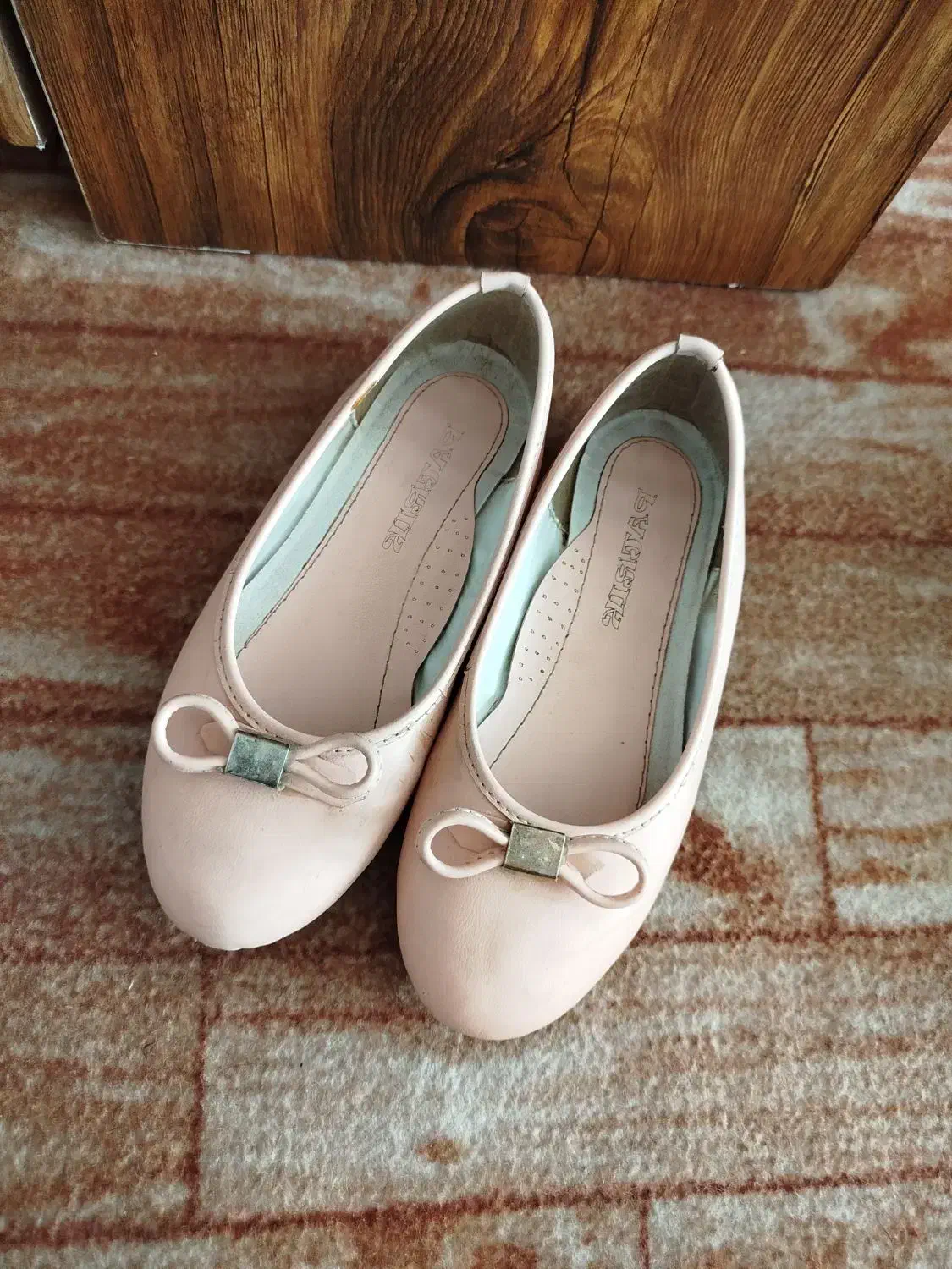 پیراهن و کفش بچگانه دخترانه|کفش و لباس بچه|اسلام‌‌آباد غرب, |دیوار