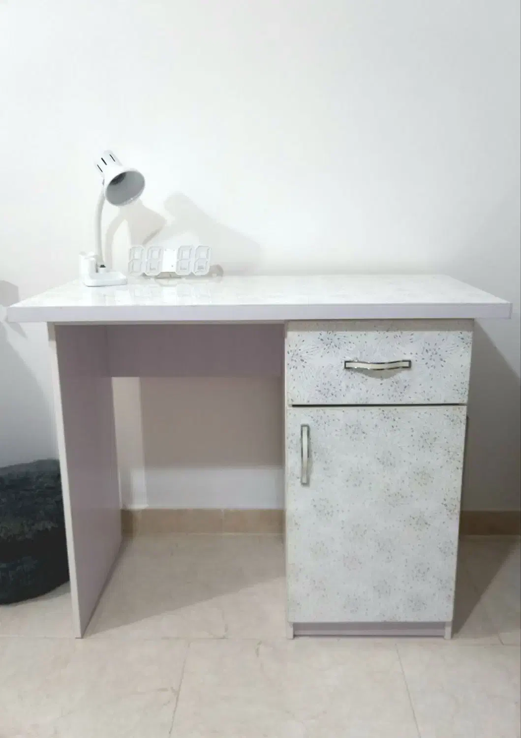 میز تحریر کشودار|میز تحریر و کامپیوتر|رشت, پاستوریزه|دیوار