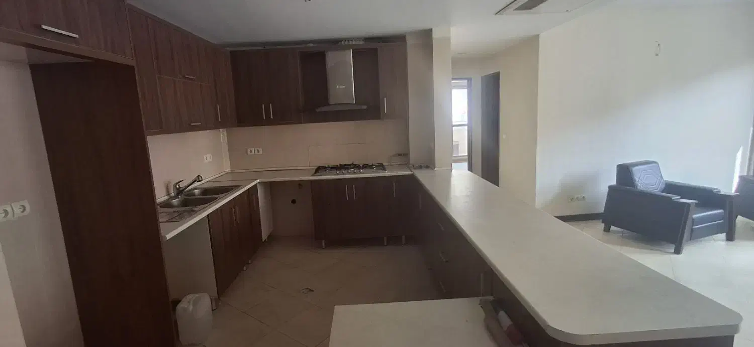 آپارتمان ۹۰ متری اردستانی ، آتی شهر