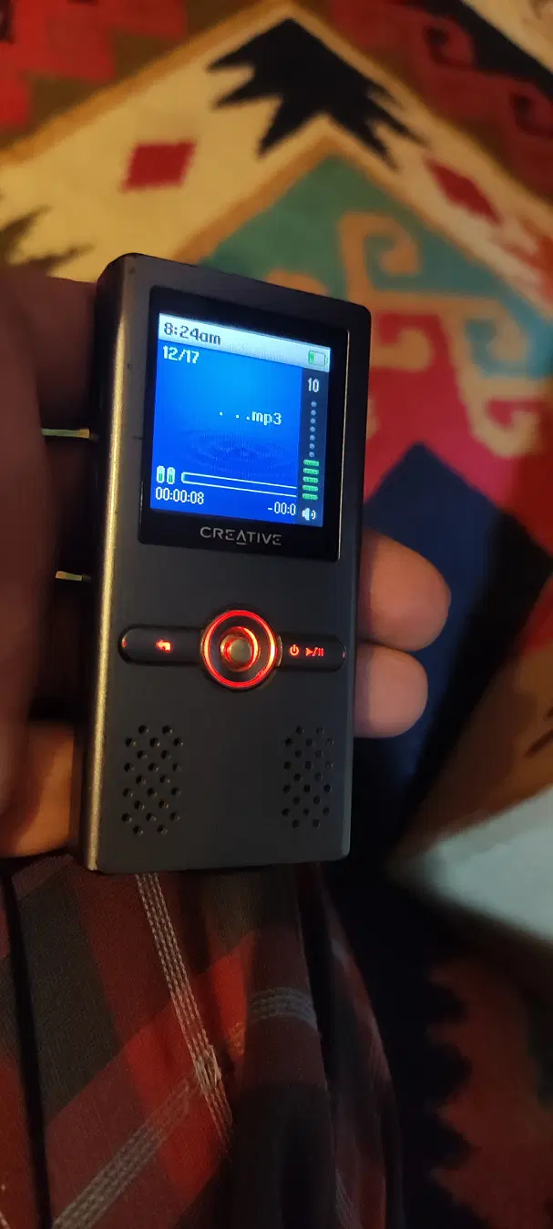 creative MP4 player|پخشکننده همراه|مشهد, سجاد شهر|دیوار