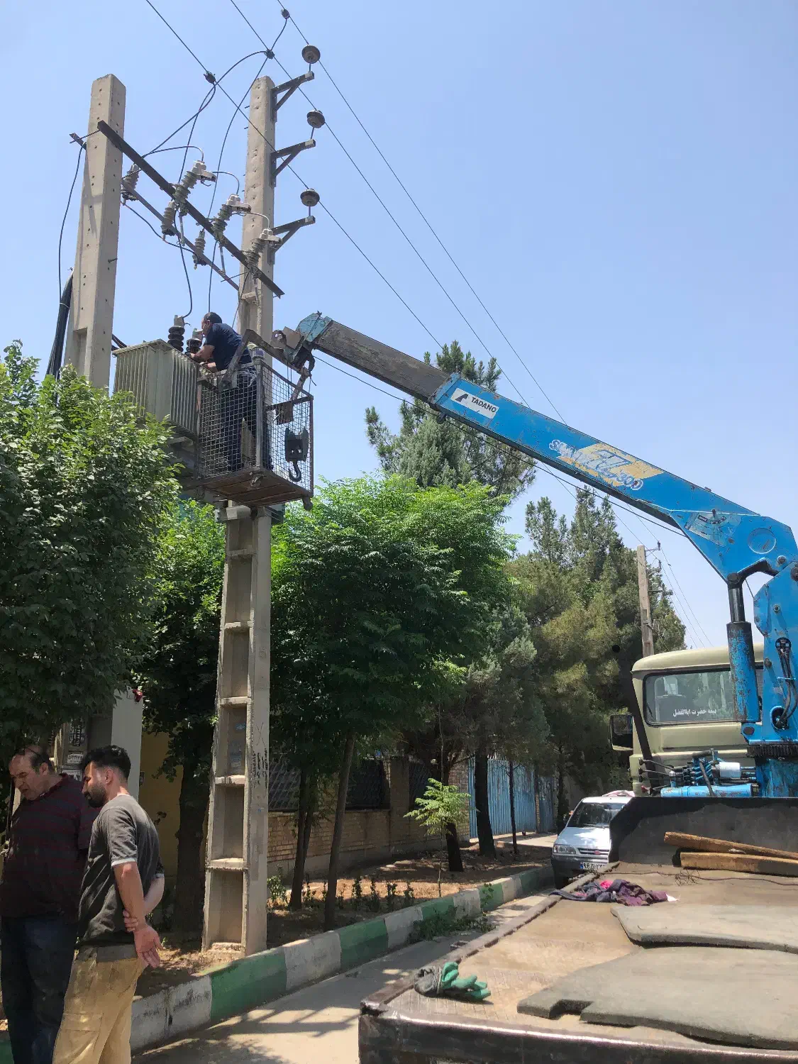 جرثقیل سه و بیست تن|خدمات حمل و نقل|رباط‌کریم, شهرک صنعتی ده‌حسن|دیوار