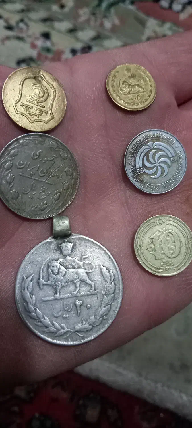تعداد سکه قدیمی یکجا|حراج|تهران, شهران شمالی|دیوار