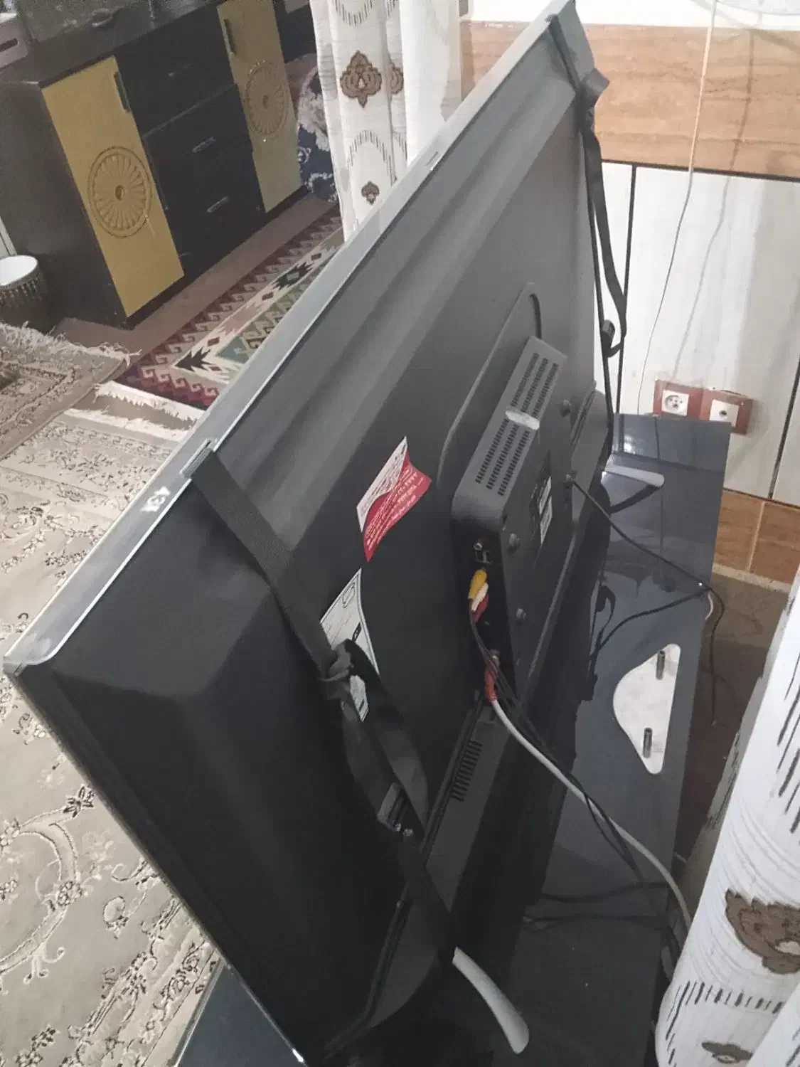 ال ای دی برافروش|تلویزیون و پروژکتور|فلاورجان, |دیوار