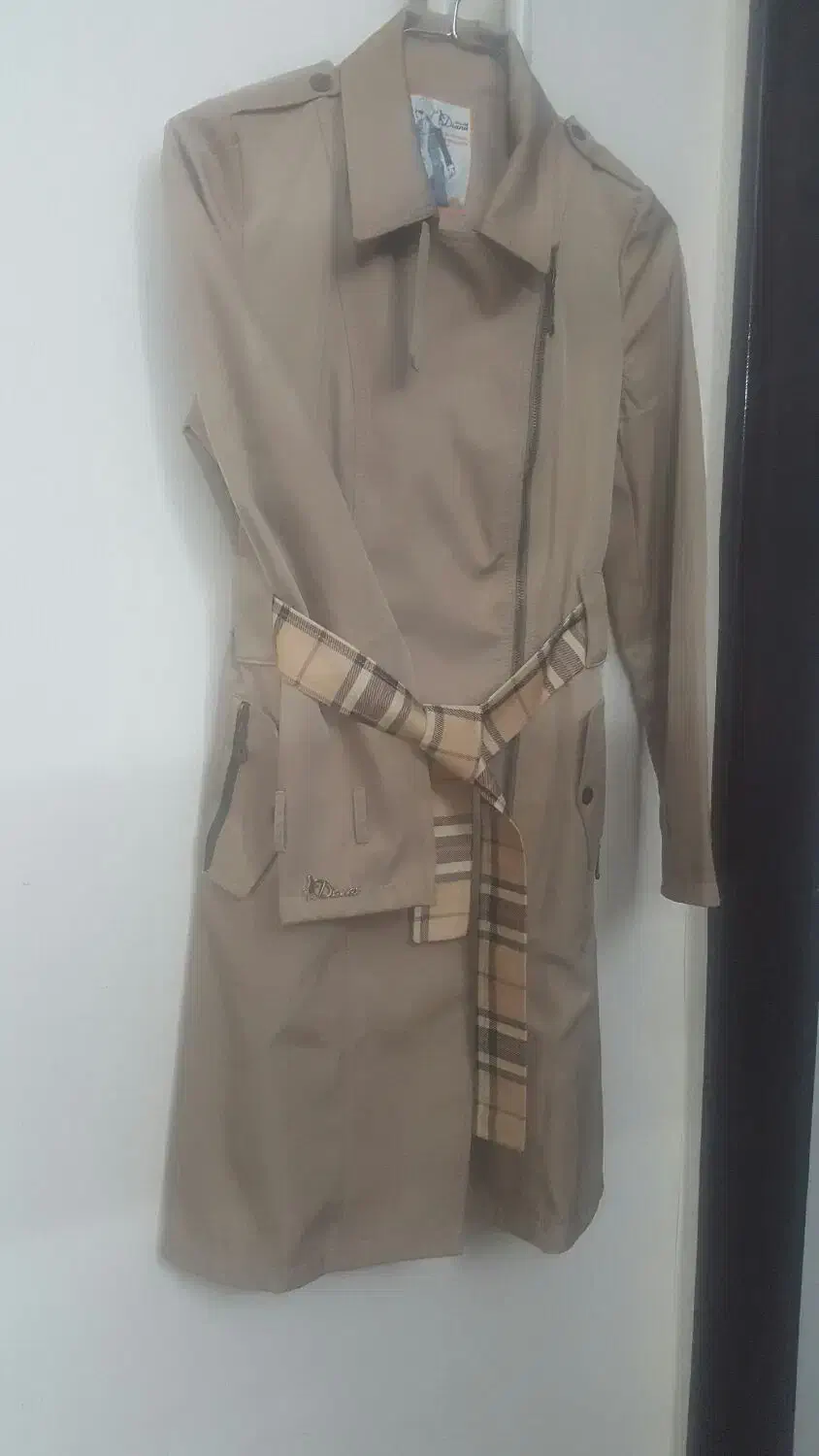 بارونی دخترانه وزنانه|لباس|گنبد کاووس, |دیوار