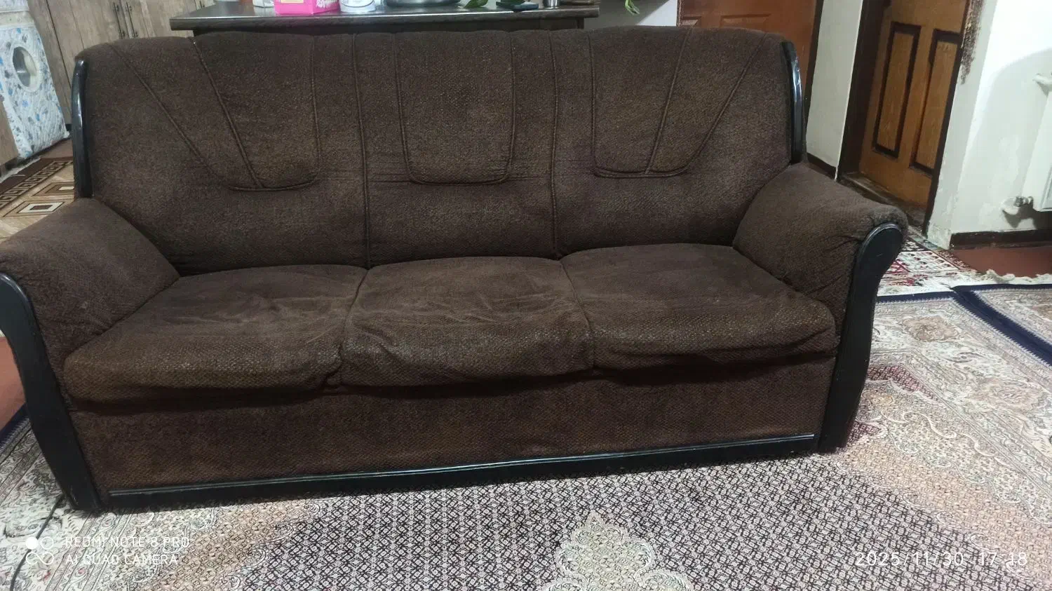 مبل هفت نفره فروش فوری|مبلمان خانگی و میز عسلی|فولادشهر, B4|دیوار