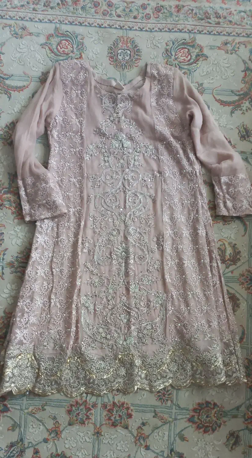 پیراهن ورق بزنید|لباس|قوچان, |دیوار