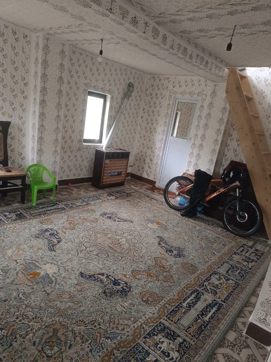 رهن و اجاره ۲۰۰میلیون با کرایه ۲میلیون|اجارهٔ خانه و ویلا|ماکلوان, |دیوار