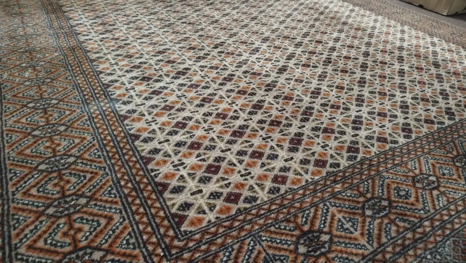 فرش دست باف ۶ متری ترکمن|فرش|رشت, معلم|دیوار