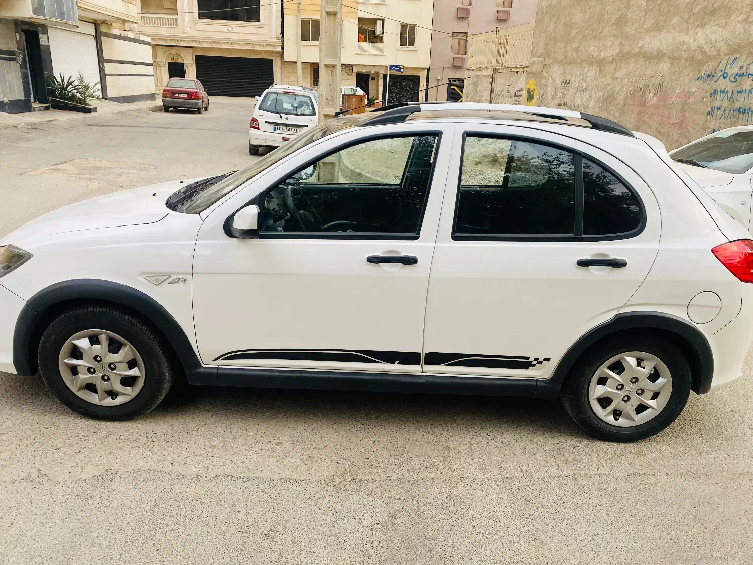 کوییک‌r مدل ۴۰۳|خودرو سواری و وانت|بندرعباس, |دیوار